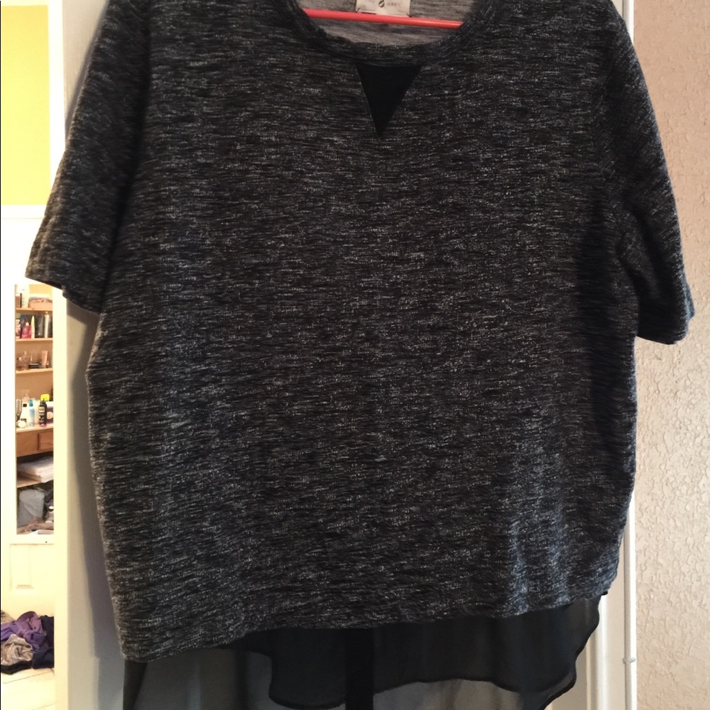 Black shirt